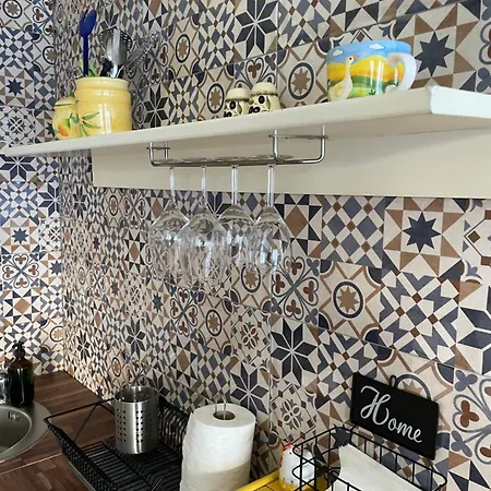 Ergzotic & Apartman *