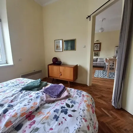 Ergzotic & Lägenhet